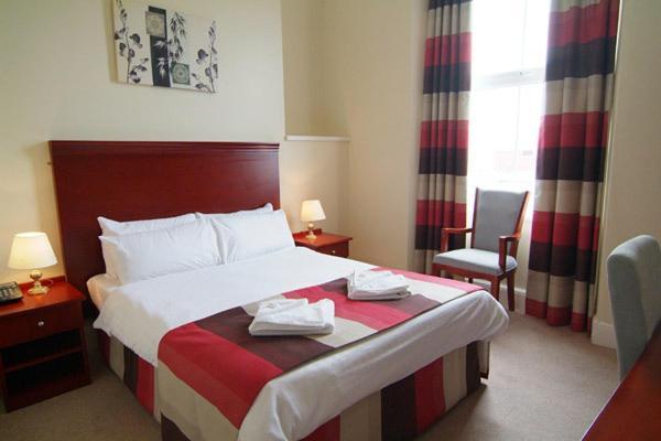 Kensington Hotel لاندودنو المظهر الخارجي الصورة
